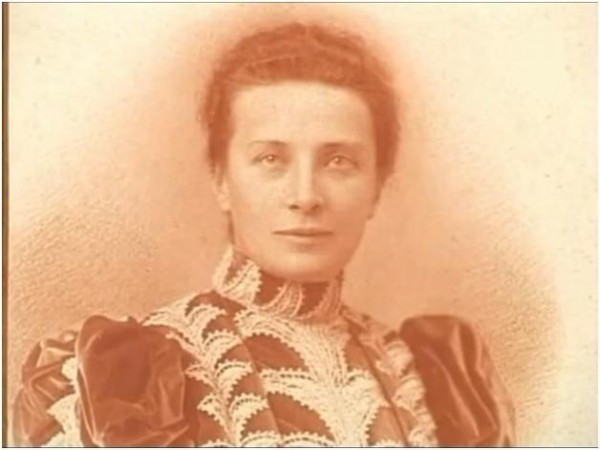 Нина Васильевна Евреинова