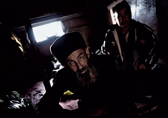 Узбекский старик — один из старожилов фавелы в Челобитьеве Фотография: Юрий Козырев/NOOR для "РР"