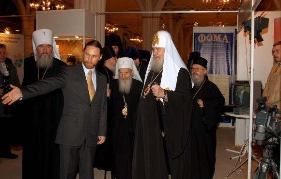 Со Святейшим Патриархом Алексием и Патриархом Сербским Павлом на "Вере и слове" в 2004 году