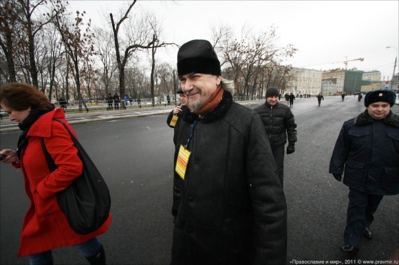 Протоиерей Владимир Вигилянский был на митинге наблюдателем как член Общественного совета при ГУВД. Фото Михаила Моисеева