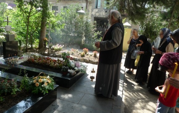 На могилке схиархимандрита Виталия (Сидоренко). Август 2012 года