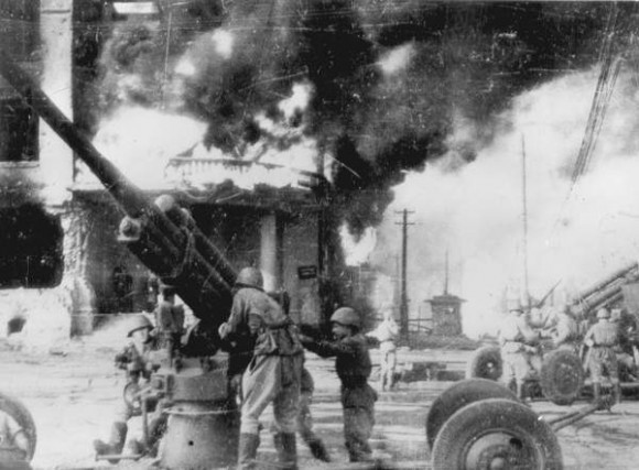 Сталинград горит. 1942 г. Фото: victory.pobeda.vif2.ru