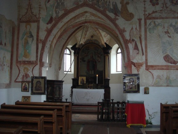 Внутренняя часть храма святителя Николая, архиепископа Мир Ликийских в Клатовах