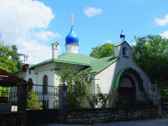 Храм Святой Троицы в Белграде
