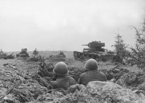 51. Смоленское сражение. Танки Т-26 в наступлении. Август 1941 г