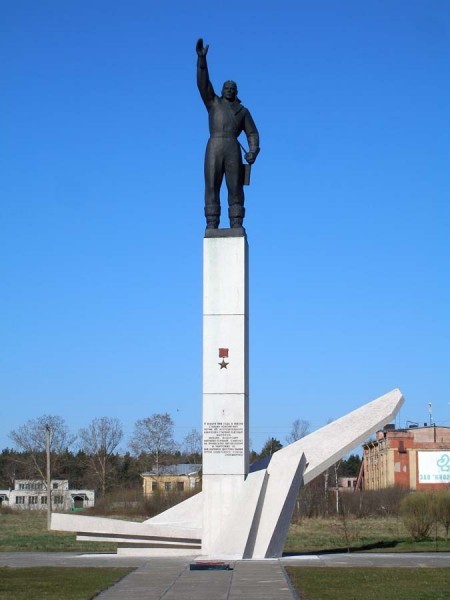 Памятник Михаилу Шаронову