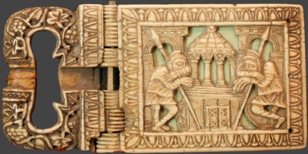 Пряжка от пояса Цезария Арльского. Лотарингия. г. Мец. VI в. Музей Арля и античного Прованса, Франция