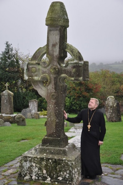 Крест VIII века Ирландия. Ахенни.