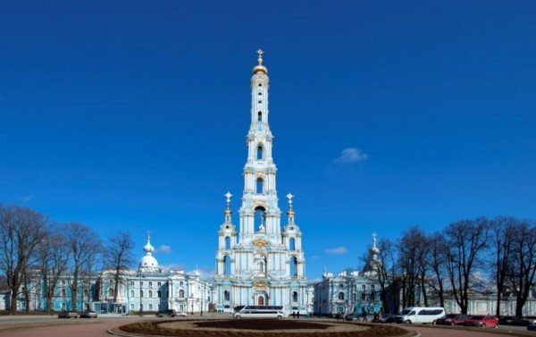 Колокольня Смольного собора Санкт-Петербурга