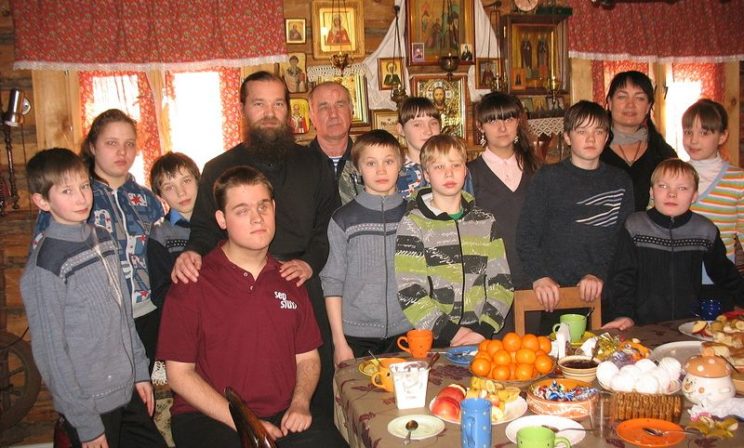 Большая семья иеромонаха Мелитона