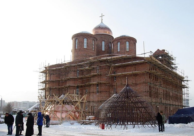 Храм на ходынке. Храм Сергия Радонежского Ходынка. Храм на Ходынке Сергия Радонежского фото. Строительство храма в Царьграде Серпухов. В каком году возвели храм?.