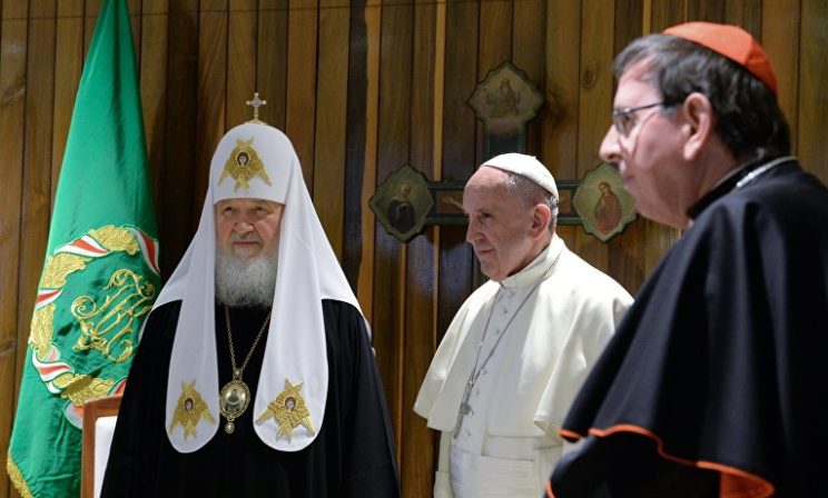 Патриарх Кирилл: Сегодня две Церкви могут активно и совместно работать, чтобы не было войны