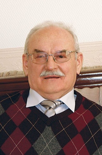 Александр Неумывакин
