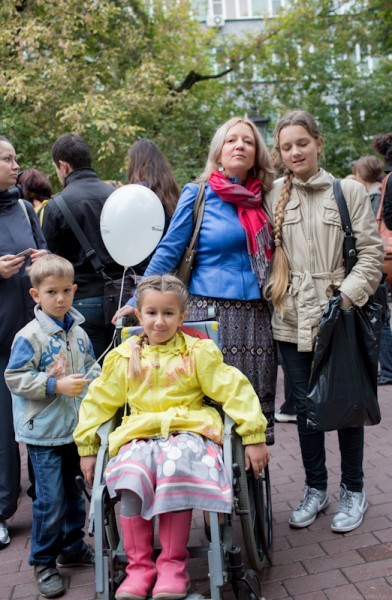 Елена Мещерякова с детьми. Фото Анна Гальперина