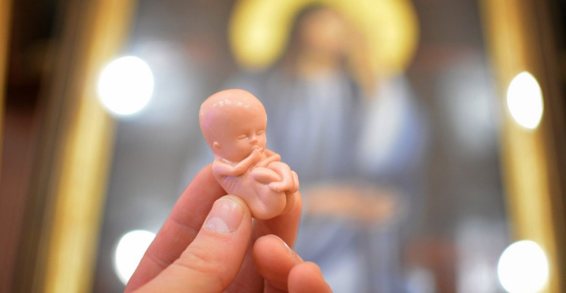 Аборты: что происходит и о чем просит Патриарх