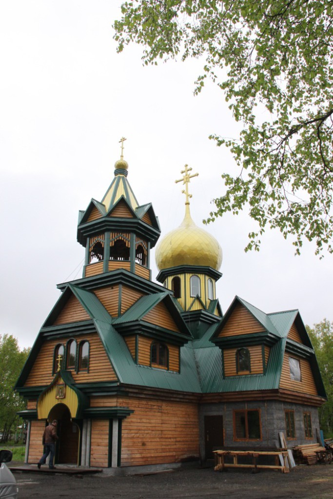 Храм архиепископа луки. Храм святителя Луки Крымского Камчатка. Церковь Луки Крымского в Рязани. Храм святителя Луки Крымского старый Оскол. Храм св.Луки Крымского Елизово.