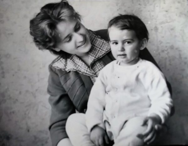 С мамой Дианой Георгиевной