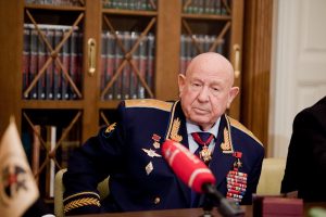 leonov