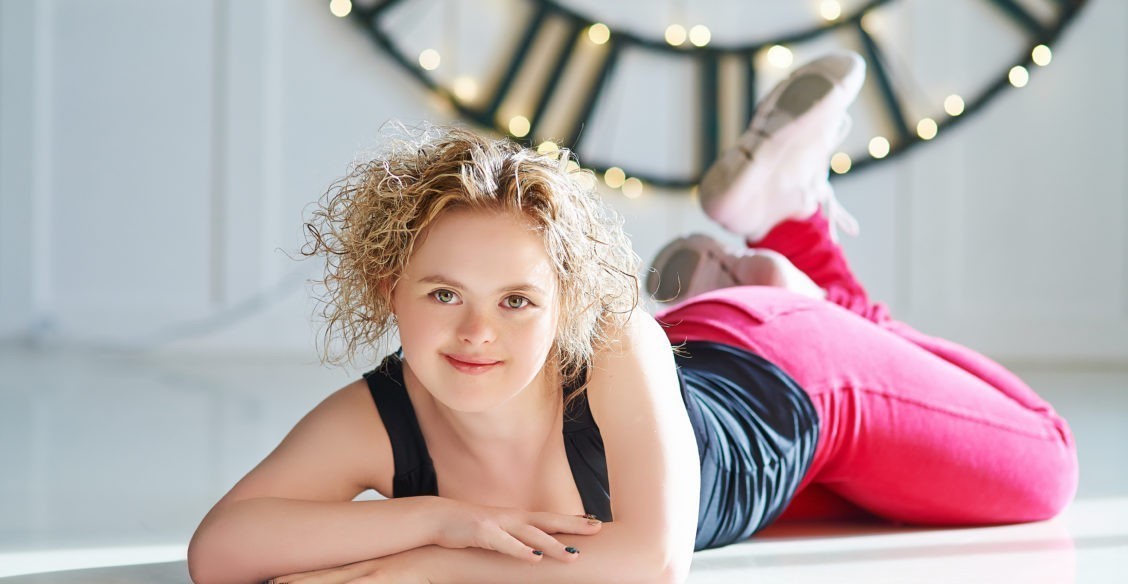 Инструктор с синдромом Дауна: в 7 лет она скачивала танцы из интернета