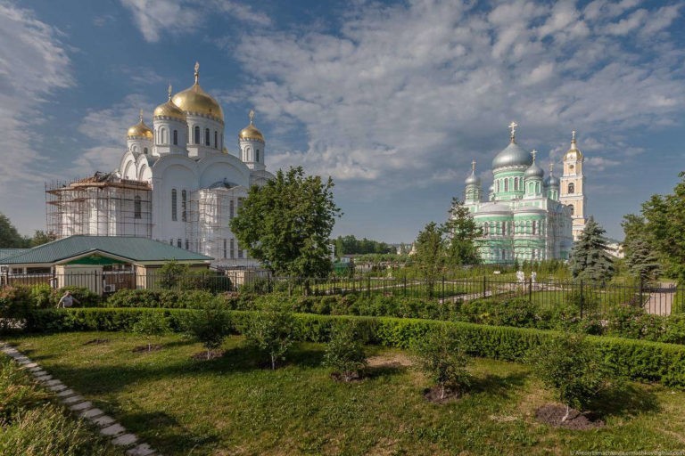 Дивеево фото паломников