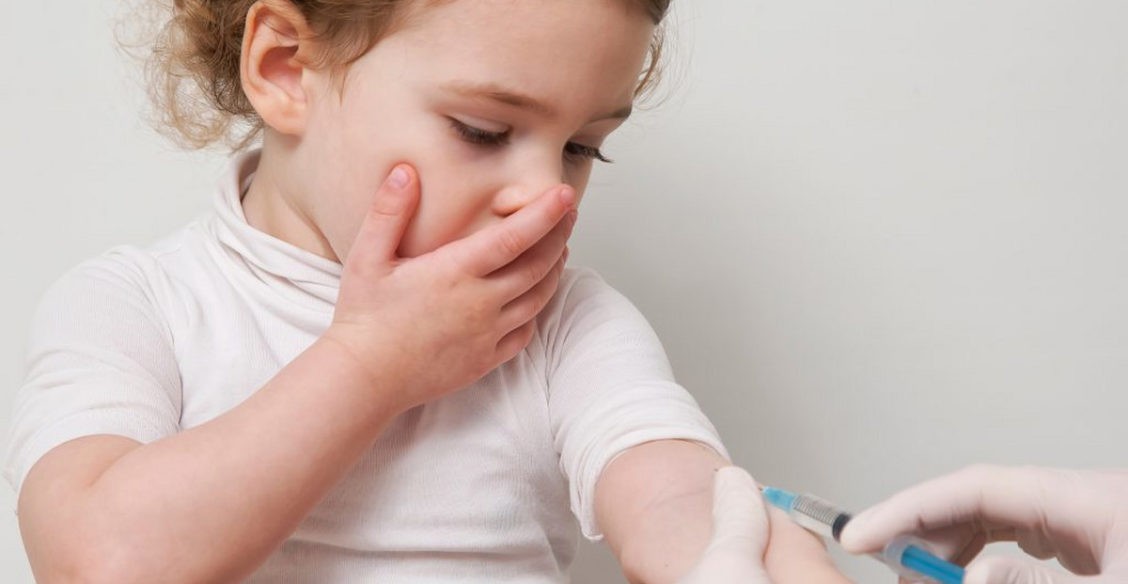 «Детей лишают вакцины, которая защищает от рака». Прививка от ВПЧ не вызывает бесплодие
