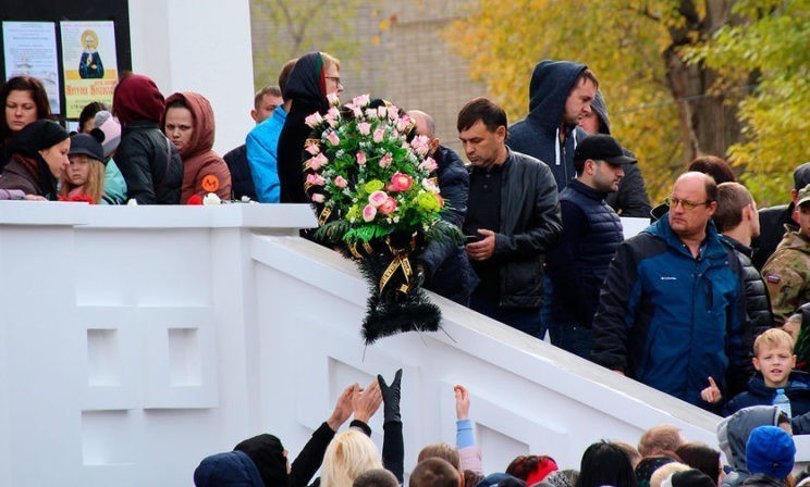 Сегодня мы похоронили Лизу. Этот день я не забуду никогда