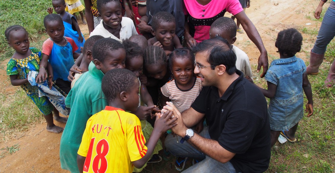 «Я помню страх в их глазах». Как волонтеры из Африки остановили вирус Эбола