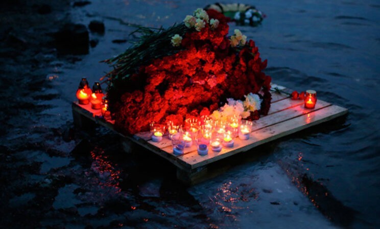 17 погибших моряков уже полгода на дне Баренцева моря. Вдовы добиваются расследования и похорон