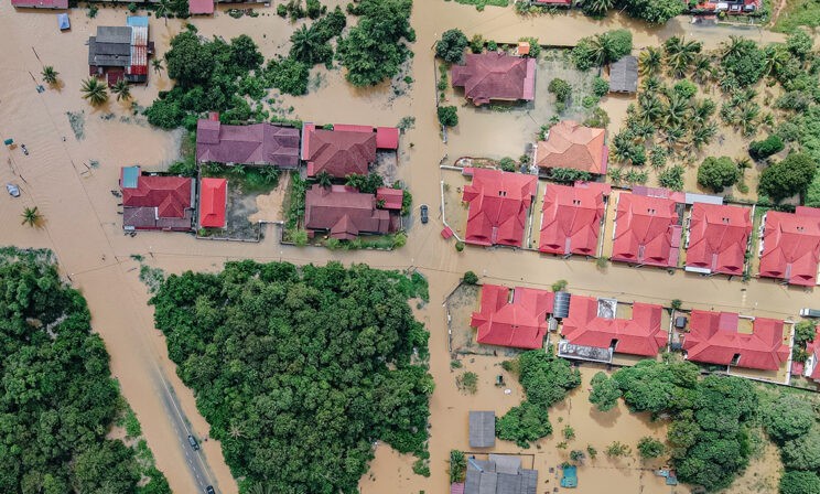 «Нес детей на шее, а вода подступала». Как люди пережили наводнение в Краснодарском крае