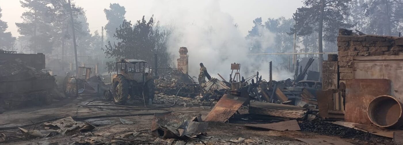 «Огонь подходит к селу, а люди не хотят уезжать». Пожары в Челябинской области