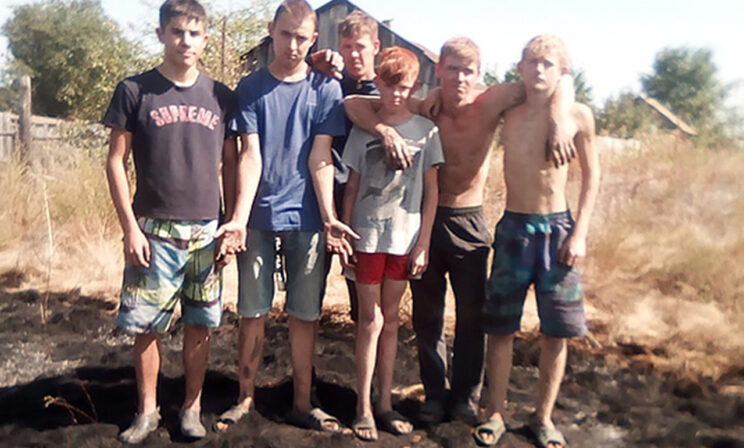 В Саратовской области шестеро детей спасли село от огня