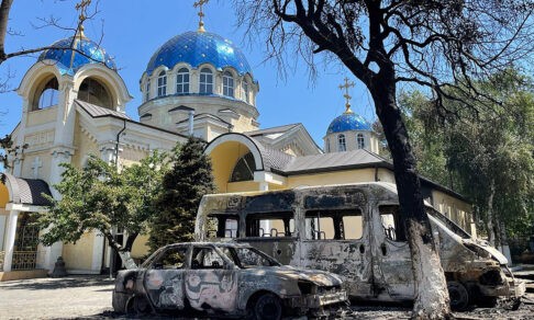 «Я услышал выстрелы и закрыл двери храма». Священник Сергий Абасов — о трагедии в Дагестане