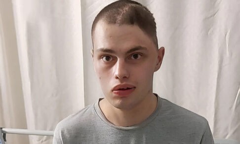 В 19 лет у Дмитрия во сне случился инсульт и его парализовало