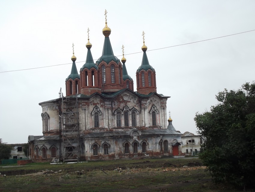 Курганск. Успенская Церковь Далматовский район. Церковь всех скорбящих радость Далматово. Курганск храм.